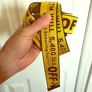 Off-White yellow belt